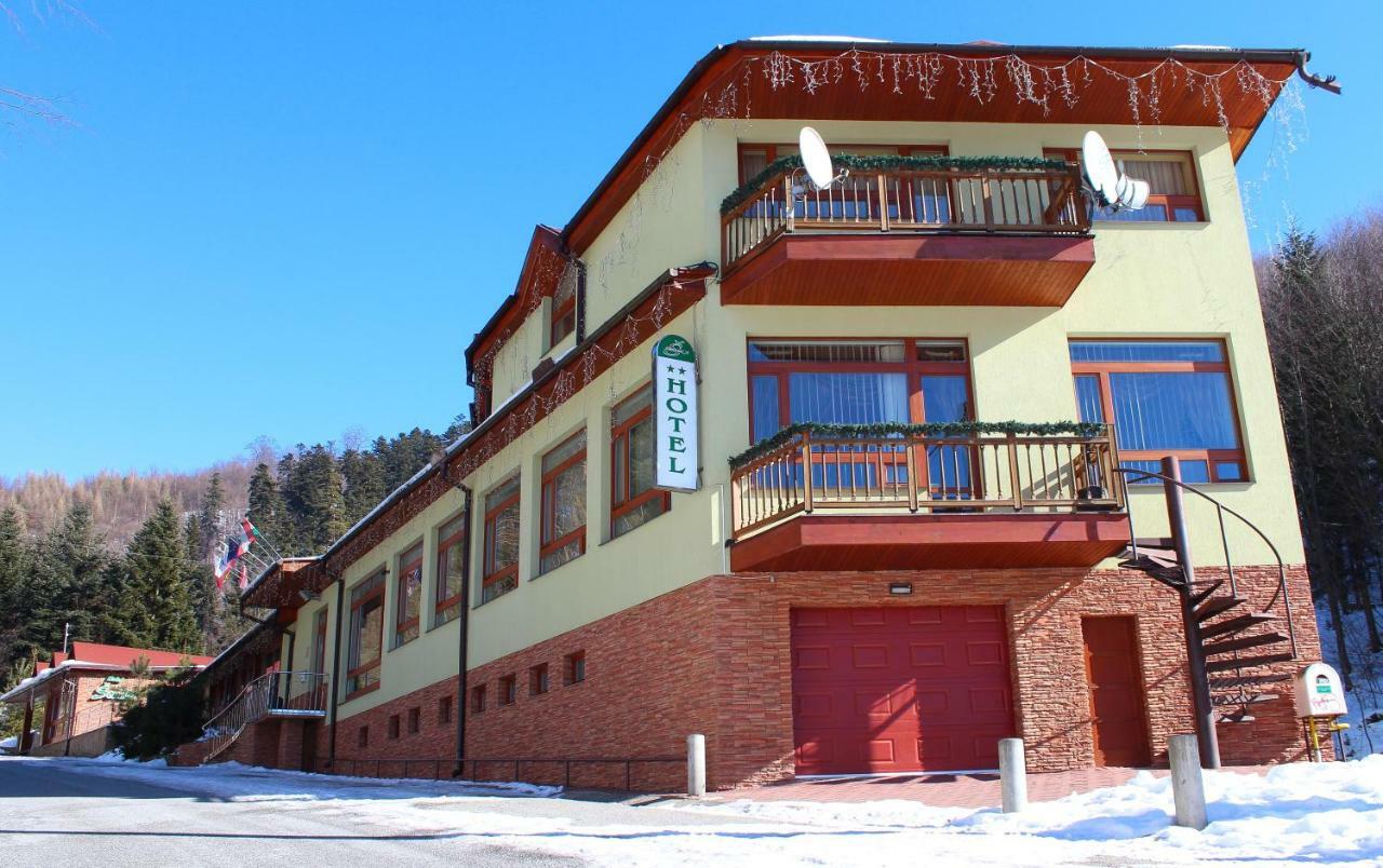 Hotel Somka Drienica المظهر الخارجي الصورة